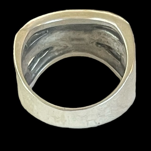 Sterling Silver Marcasite Ring (7.5) - Picture 5 of 6